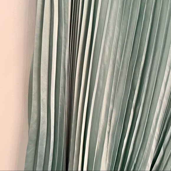 BCBG MAX AZRIA - Pleated Maxi Skirt - Picture 2 of 6